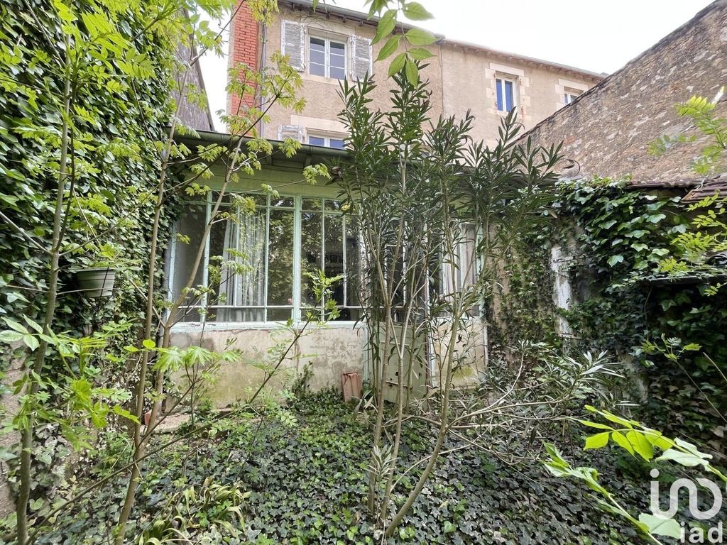 Achat maison à vendre 4 chambres 152 m² - Montmorillon