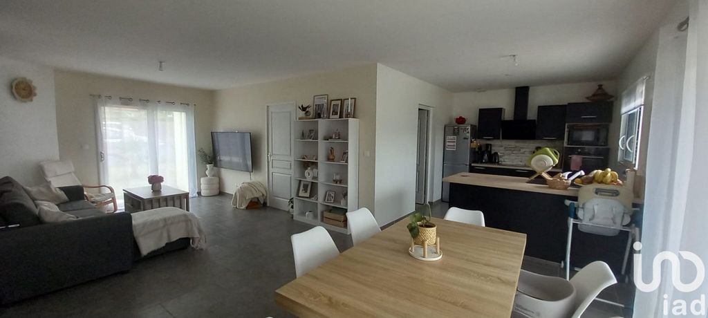 Achat maison à vendre 3 chambres 115 m² - Angoulême