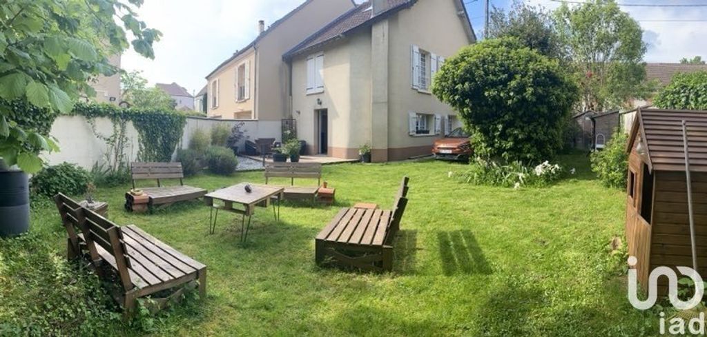 Achat maison à vendre 4 chambres 100 m² - Gouvernes