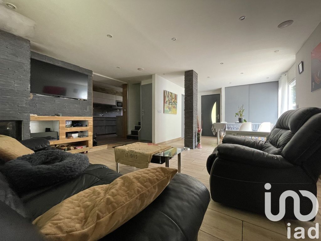 Achat maison à vendre 3 chambres 90 m² - Conségudes