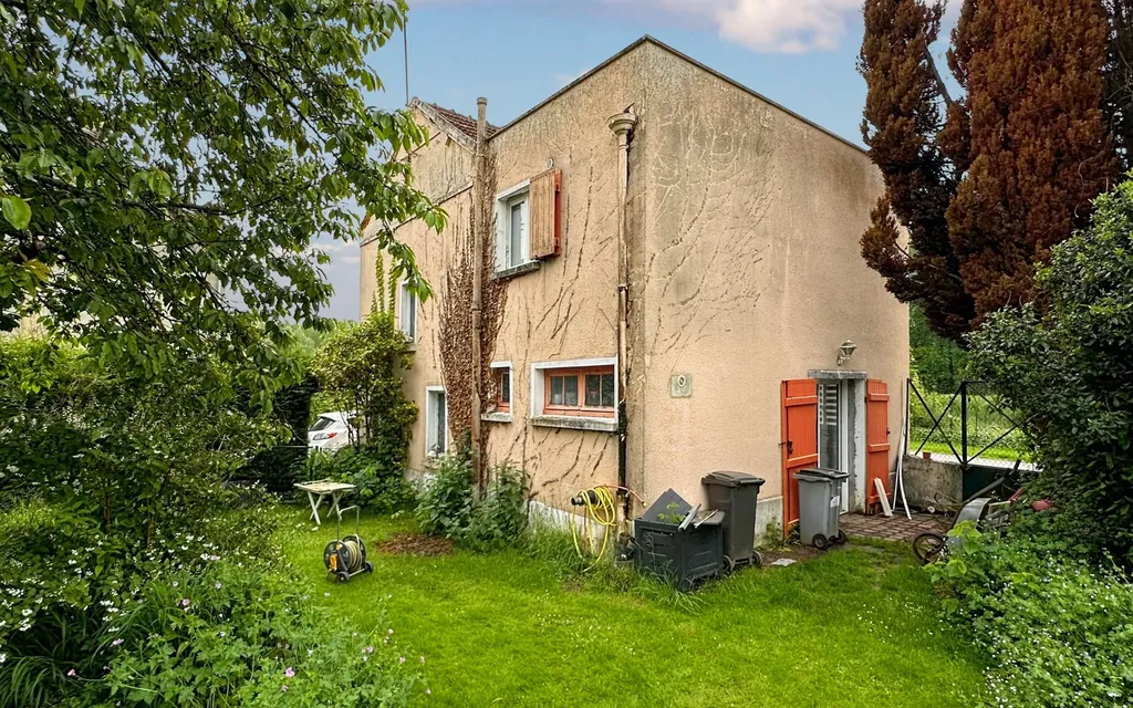 Achat maison à vendre 2 chambres 84 m² - Crouy-sur-Ourcq