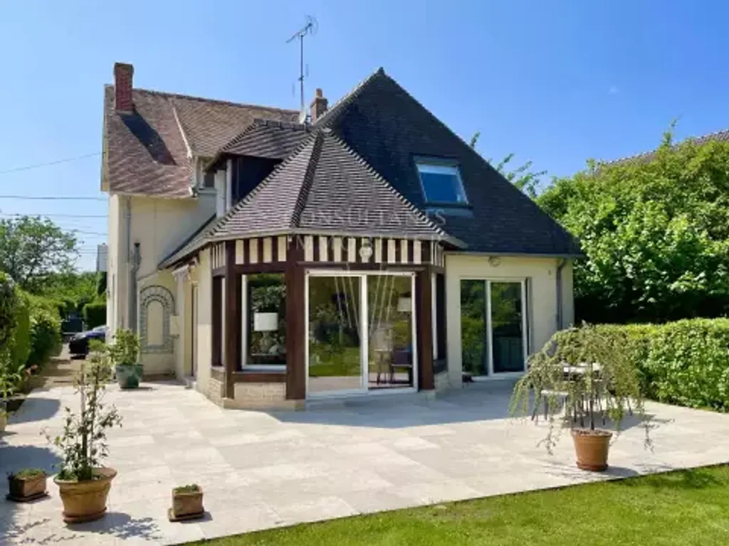 Achat maison à vendre 3 chambres 135 m² - Pont-l'Évêque