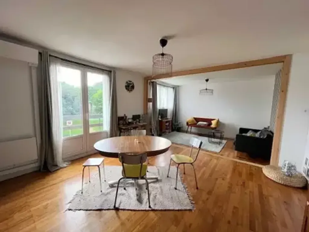 Achat appartement à vendre 4 pièces 83 m² - Les Adrets