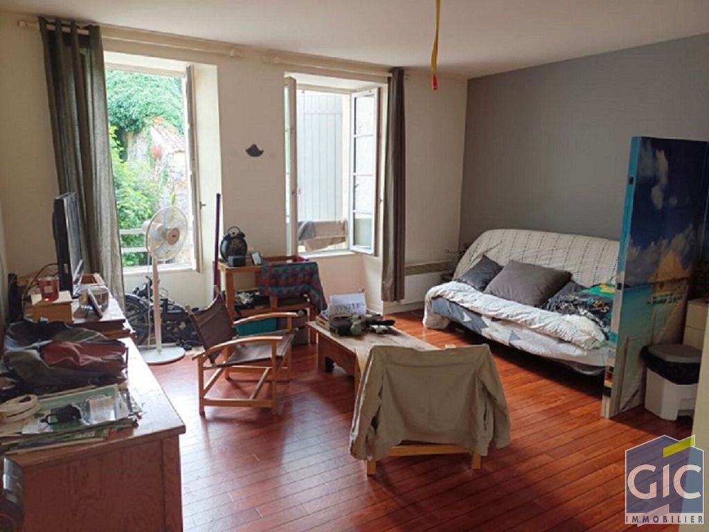 Achat studio à vendre 28 m² - Saintes