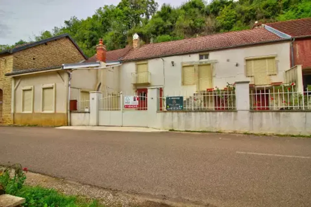 Achat maison à vendre 2 chambres 132 m² - Barbirey-sur-Ouche