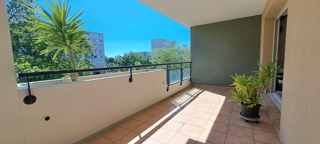 Achat appartement à vendre 3 pièces 67 m² - Marseille 9ème arrondissement