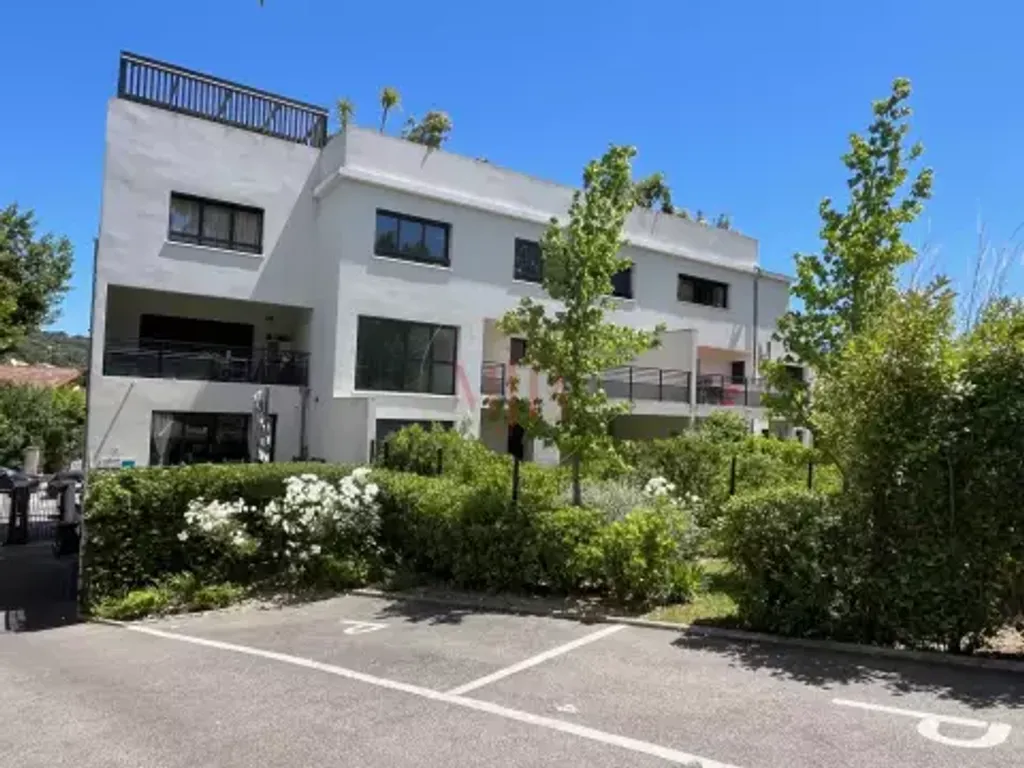 Achat appartement à vendre 3 pièces 62 m² - Aix-en-Provence