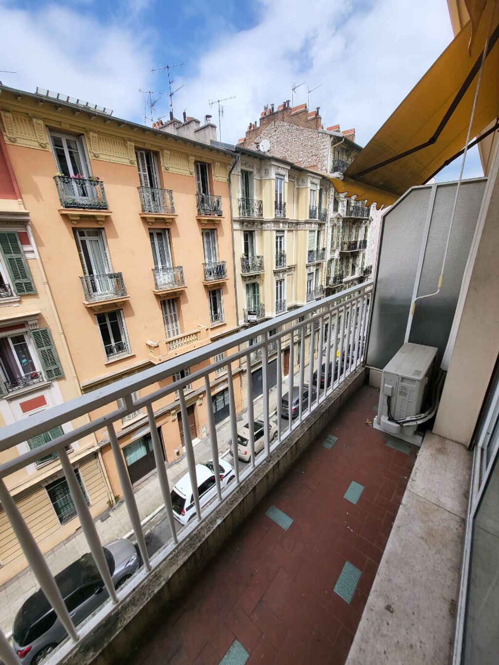 Achat appartement à vendre 3 pièces 64 m² - Nice