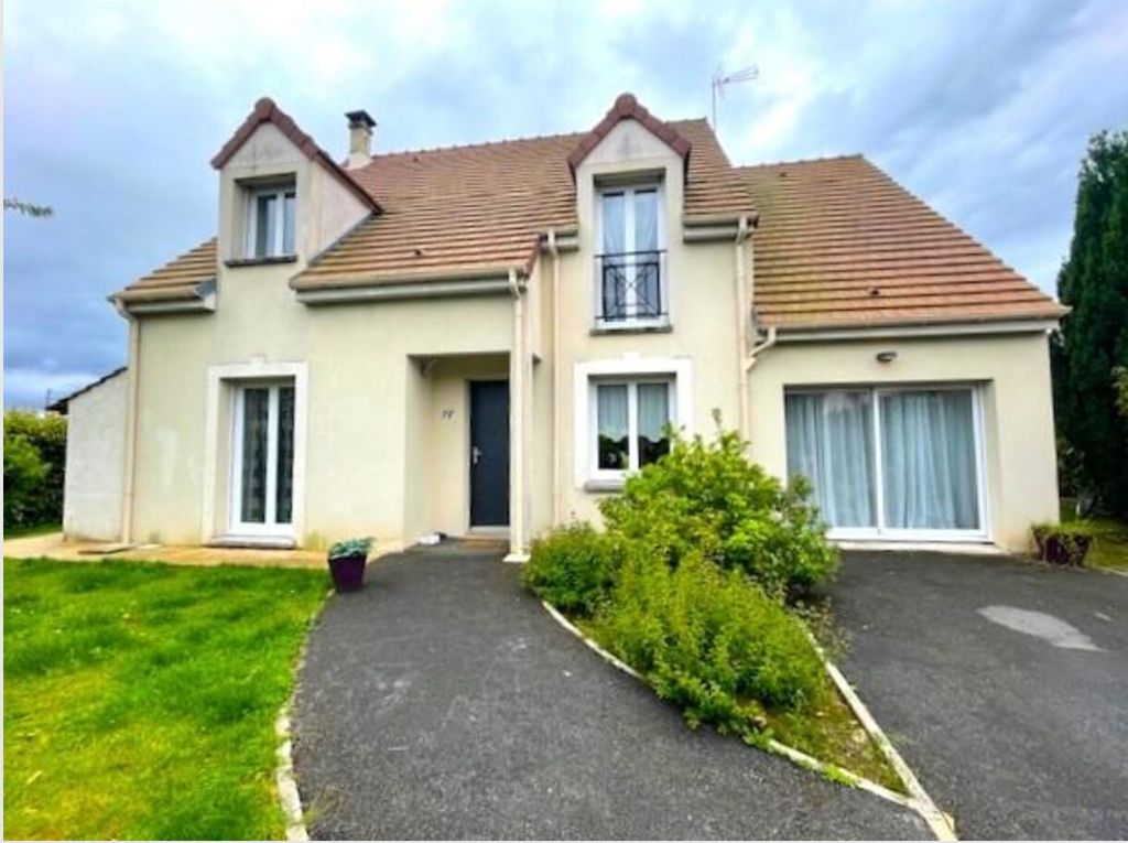 Achat maison à vendre 4 chambres 165 m² - Tournan-en-Brie