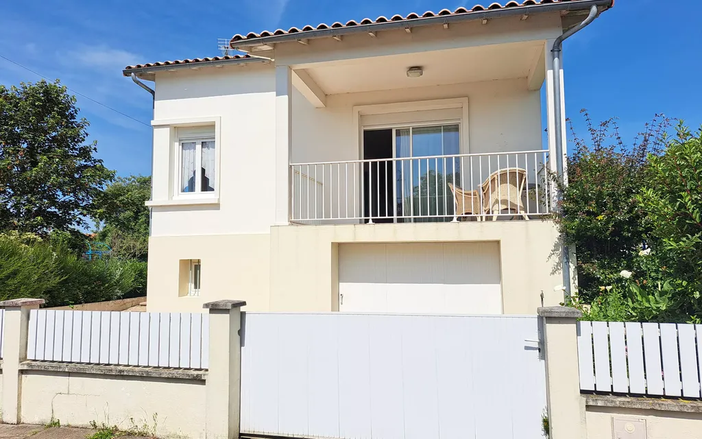 Achat maison à vendre 3 chambres 88 m² - Royan