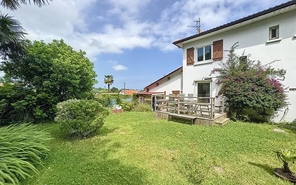 Achat maison à vendre 3 chambres 84 m² - Anglet