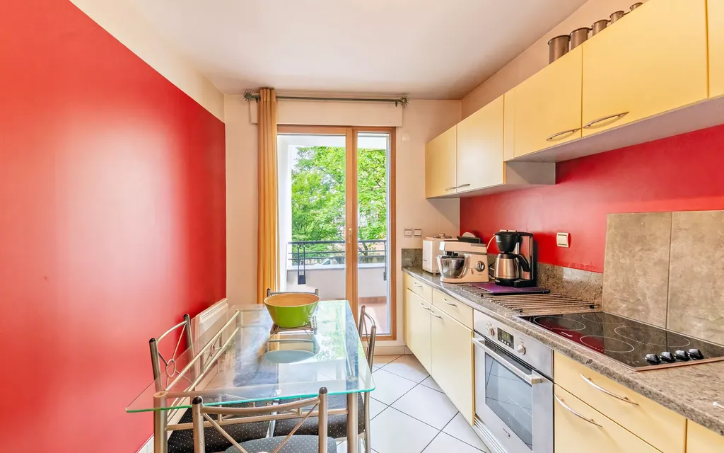 Achat appartement à vendre 3 pièces 75 m² - Lyon 8ème arrondissement