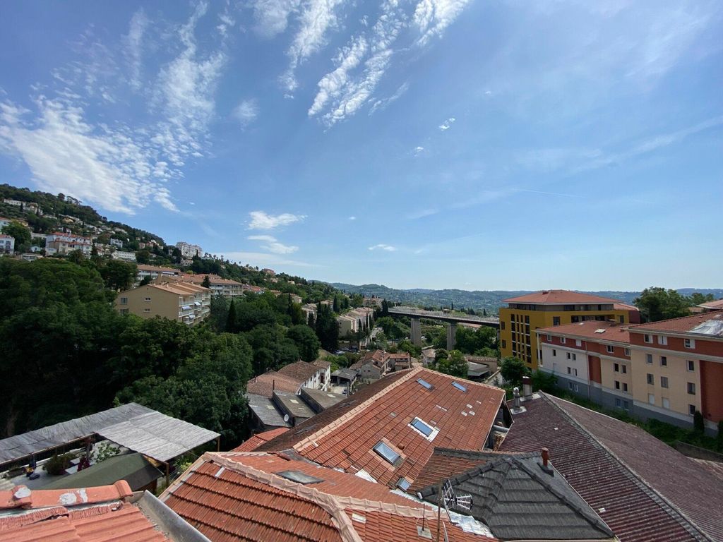 Achat appartement à vendre 2 pièces 57 m² - Grasse