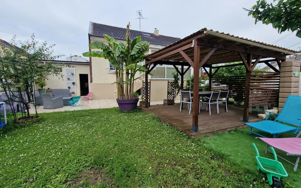 Achat maison à vendre 4 chambres 120 m² - Fleury-les-Aubrais