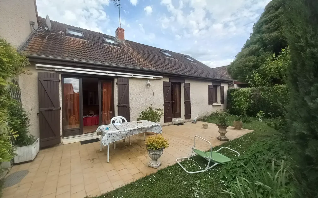 Achat maison à vendre 4 chambres 130 m² - Bourges