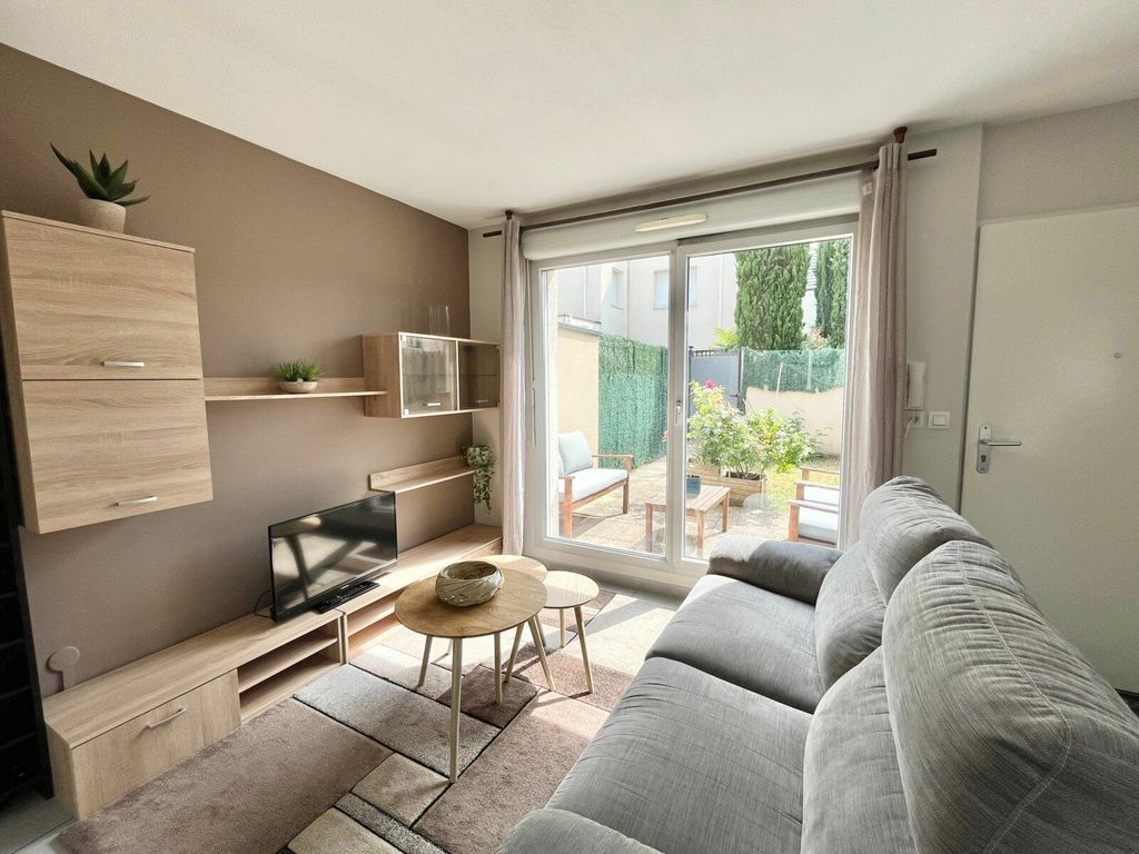 Achat appartement à vendre 2 pièces 45 m² - Vaulx-en-Velin