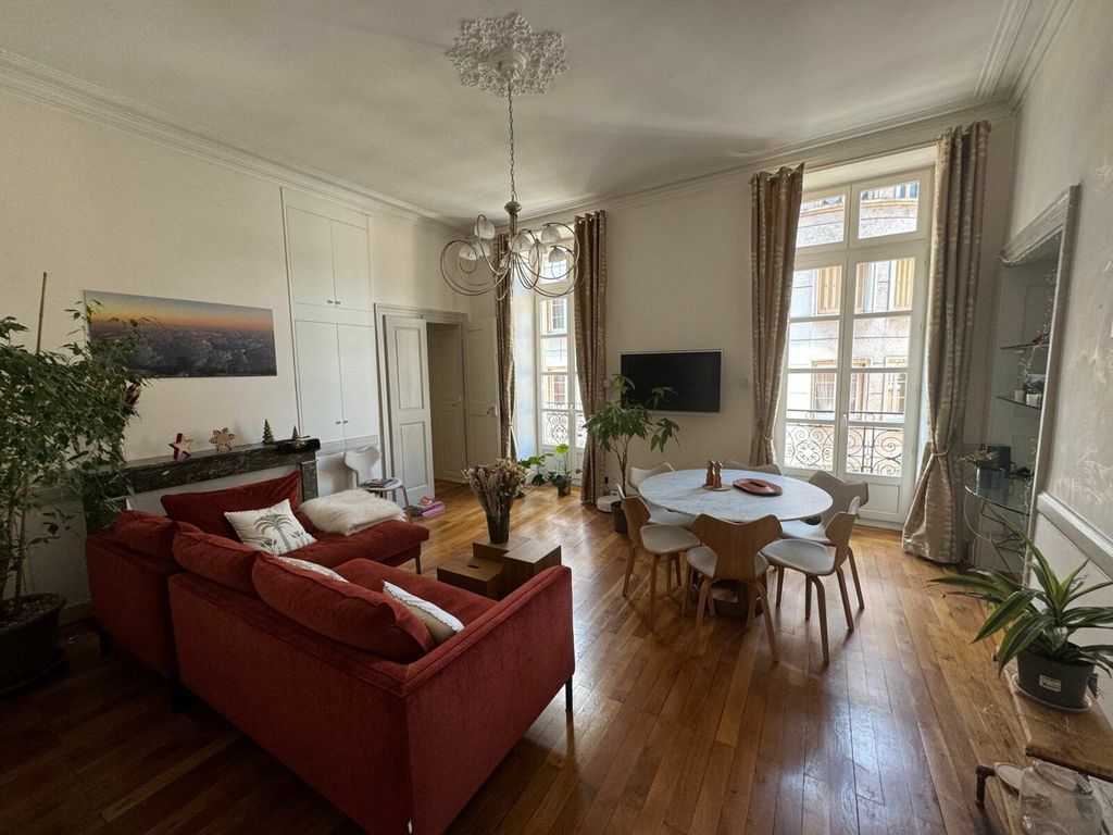 Achat appartement à vendre 5 pièces 152 m² - Chambéry