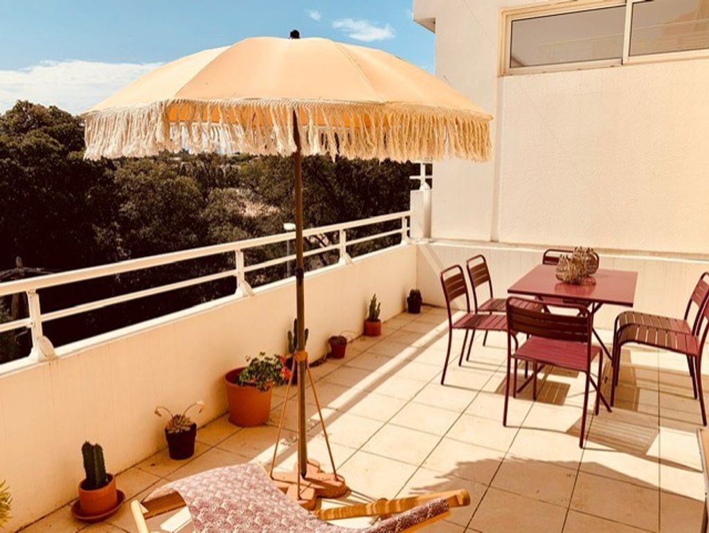 Achat appartement à vendre 3 pièces 68 m² - La Ciotat