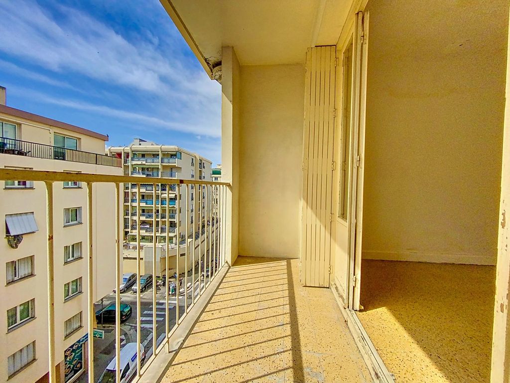 Achat appartement à vendre 2 pièces 44 m² - Nice