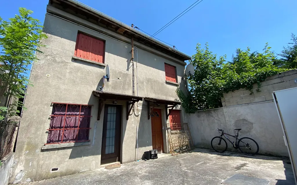 Achat maison à vendre 3 chambres 64 m² - Champigny-sur-Marne