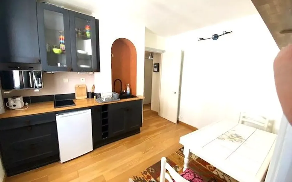 Achat appartement à vendre 2 pièces 27 m² - Les Lilas