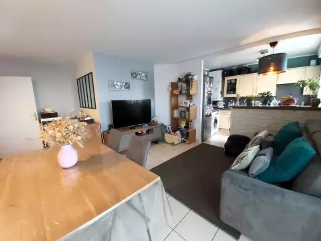 Achat appartement à vendre 3 pièces 58 m² - Chelles