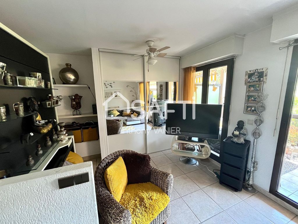 Achat appartement 1 pièce(s) Villeneuve-Loubet