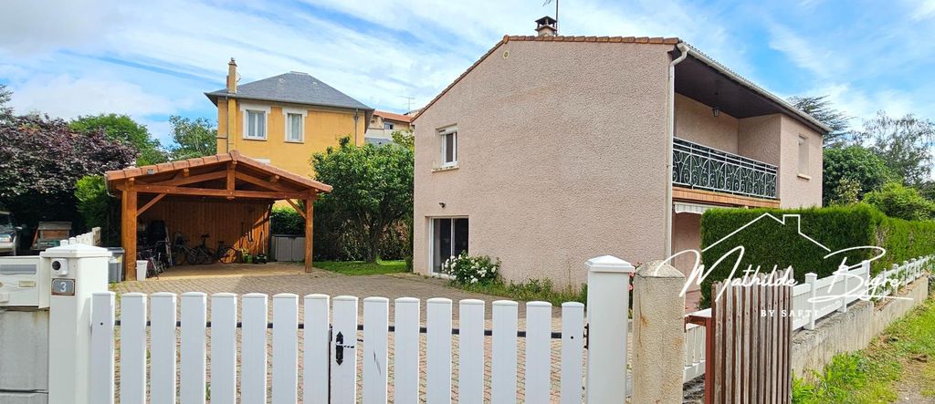 Achat maison à vendre 4 chambres 145 m² - Issoire