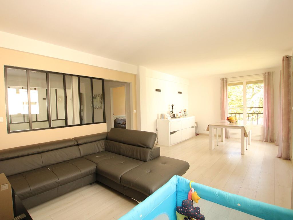 Achat appartement à vendre 4 pièces 69 m² - Chilly-Mazarin