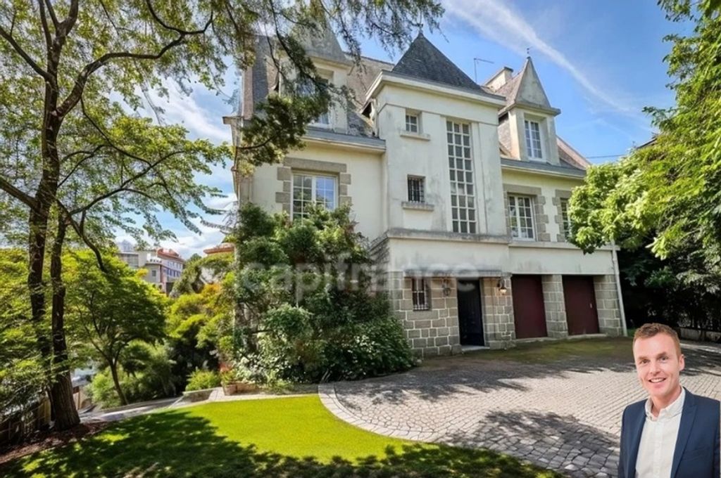 Achat maison à vendre 7 chambres 275 m² - Quimper