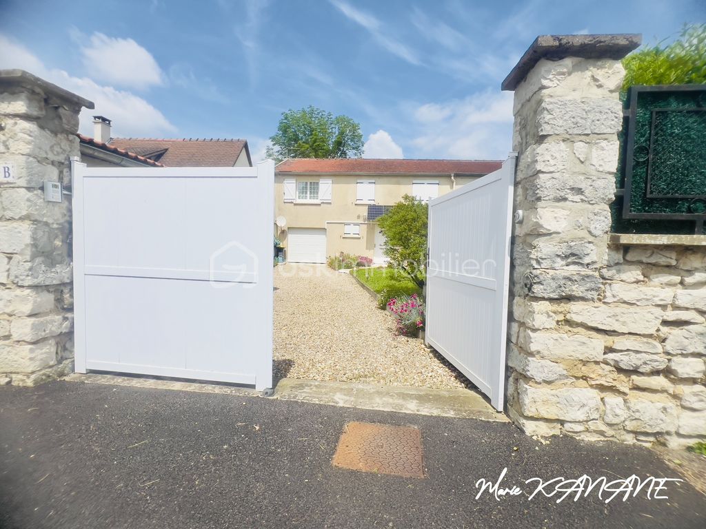 Achat maison à vendre 4 chambres 120 m² - Limetz-Villez