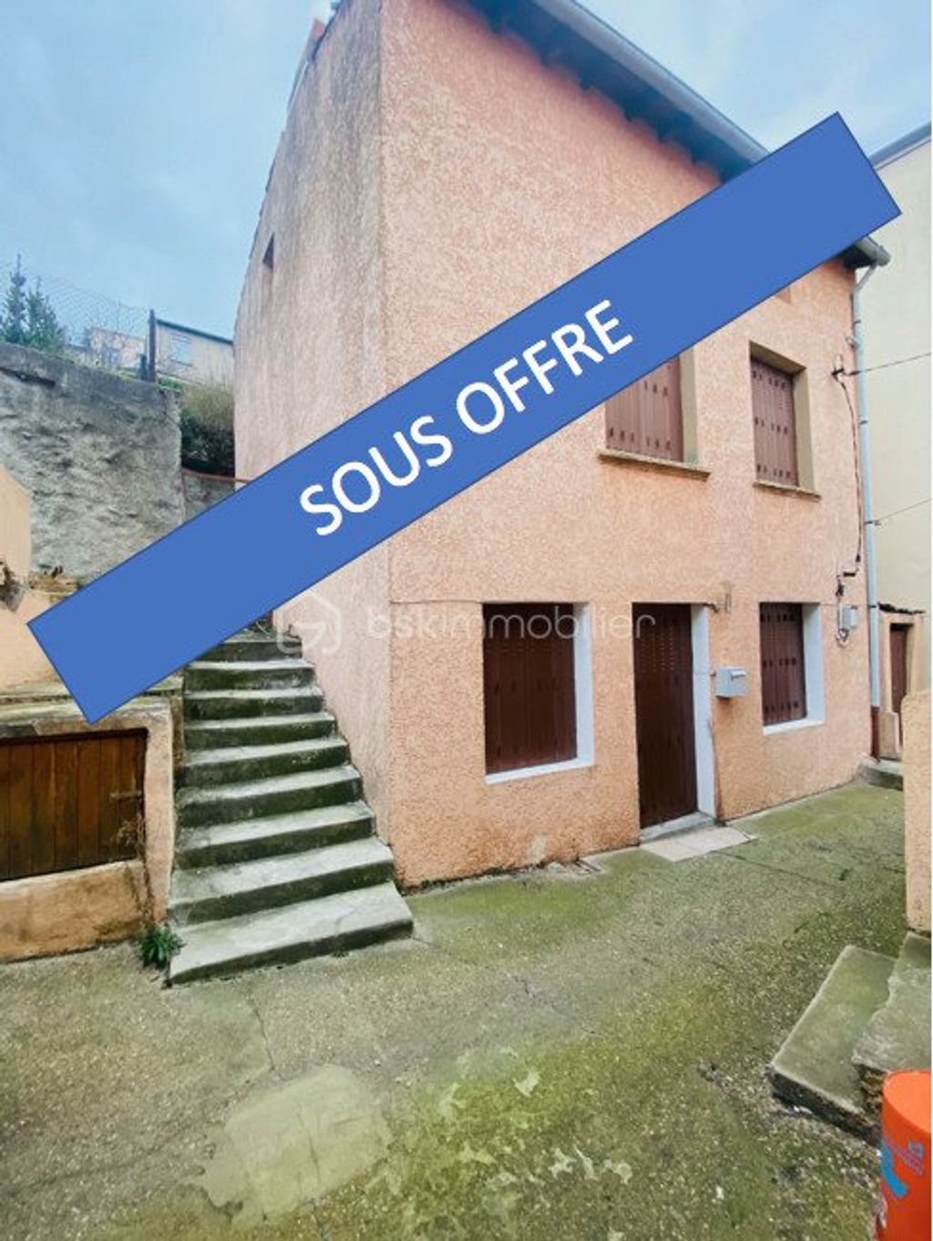 Achat maison à vendre 2 chambres 65 m² - Saint-Genest-Lerpt