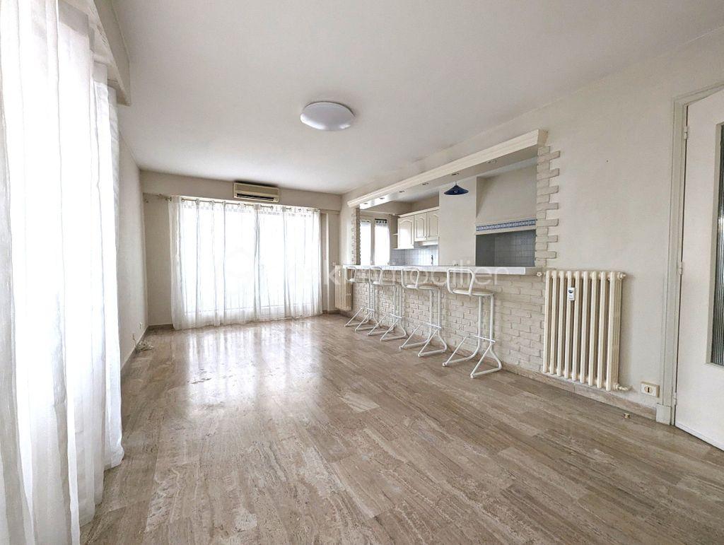 Achat appartement à vendre 3 pièces 69 m² - Cannes