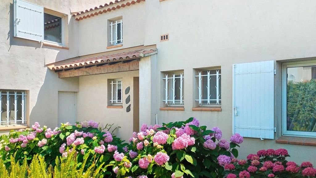 Achat maison à vendre 4 chambres 102 m² - Hyères