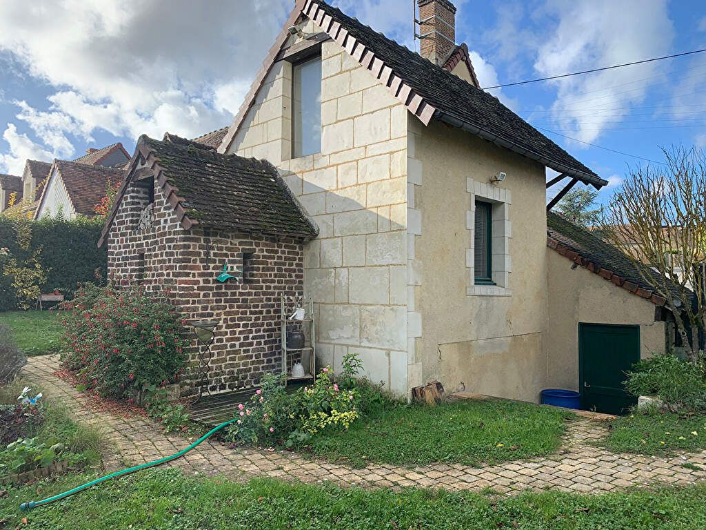 Achat maison à vendre 2 chambres 82 m² - Azé