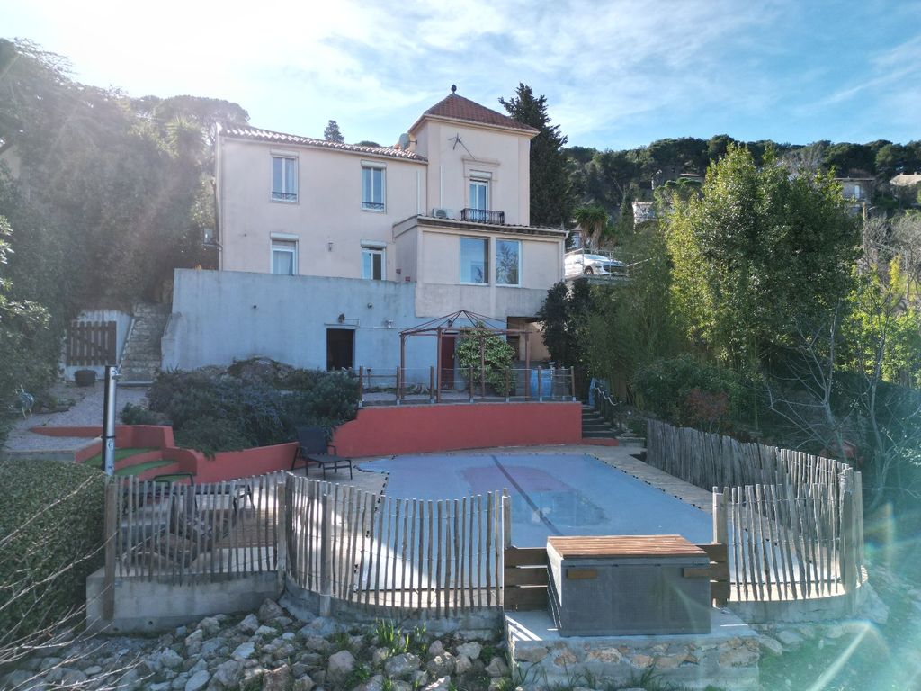 Achat maison à vendre 2 chambres 100 m² - Sète