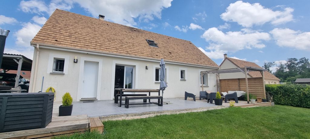 Achat maison à vendre 4 chambres 140 m² - Nogent-le-Roi