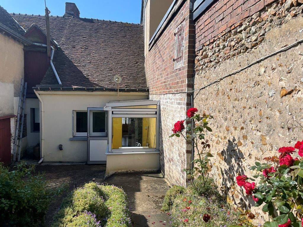 Achat maison à vendre 3 chambres 65 m² - La Bazoche-Gouet