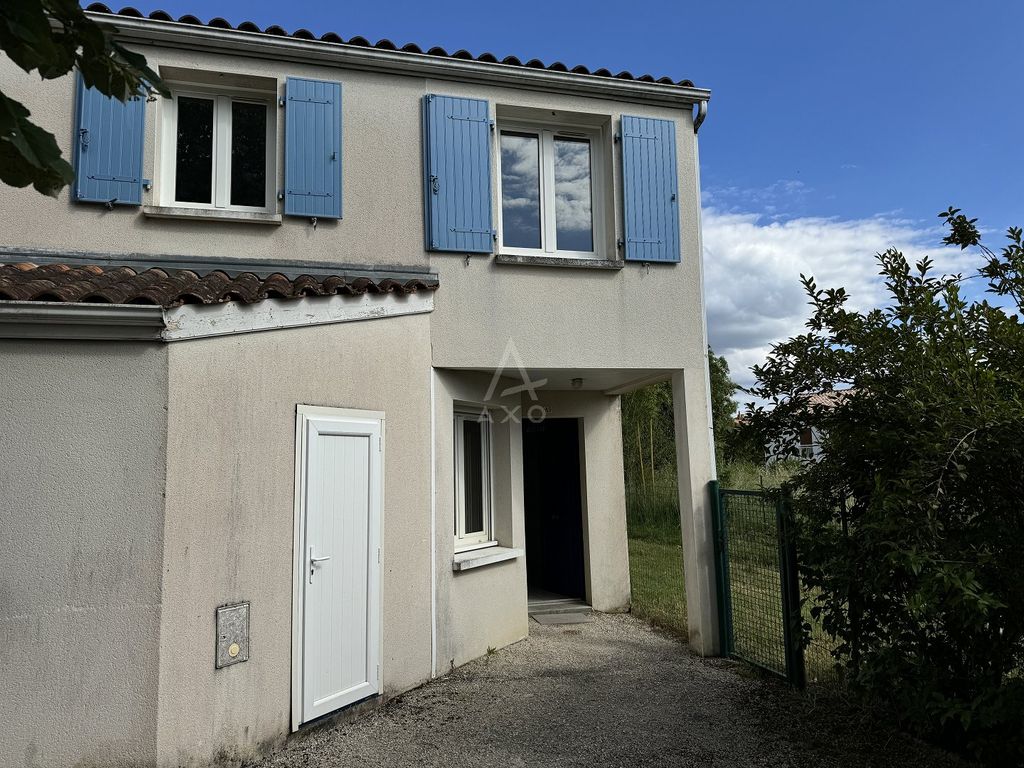 Achat maison à vendre 3 chambres 79 m² - Angoulême