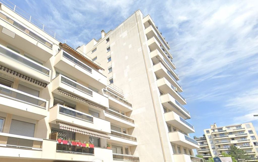 Achat appartement à vendre 2 pièces 50 m² - Courbevoie