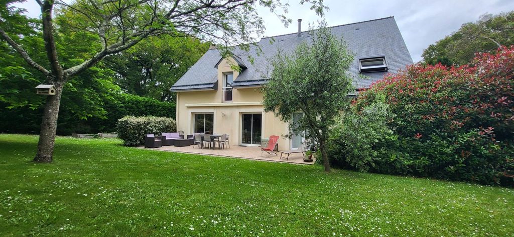 Achat maison à vendre 5 chambres 184 m² - Vigneux-de-Bretagne