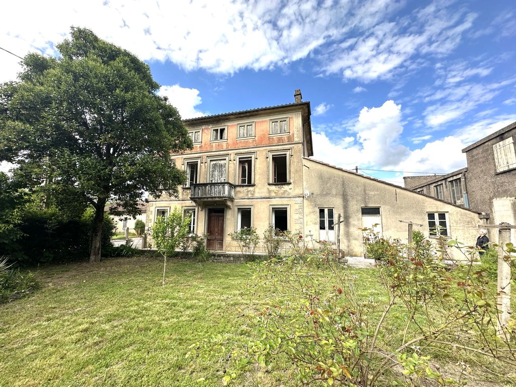 Achat maison à vendre 4 chambres 173 m² - Sainte-Bazeille