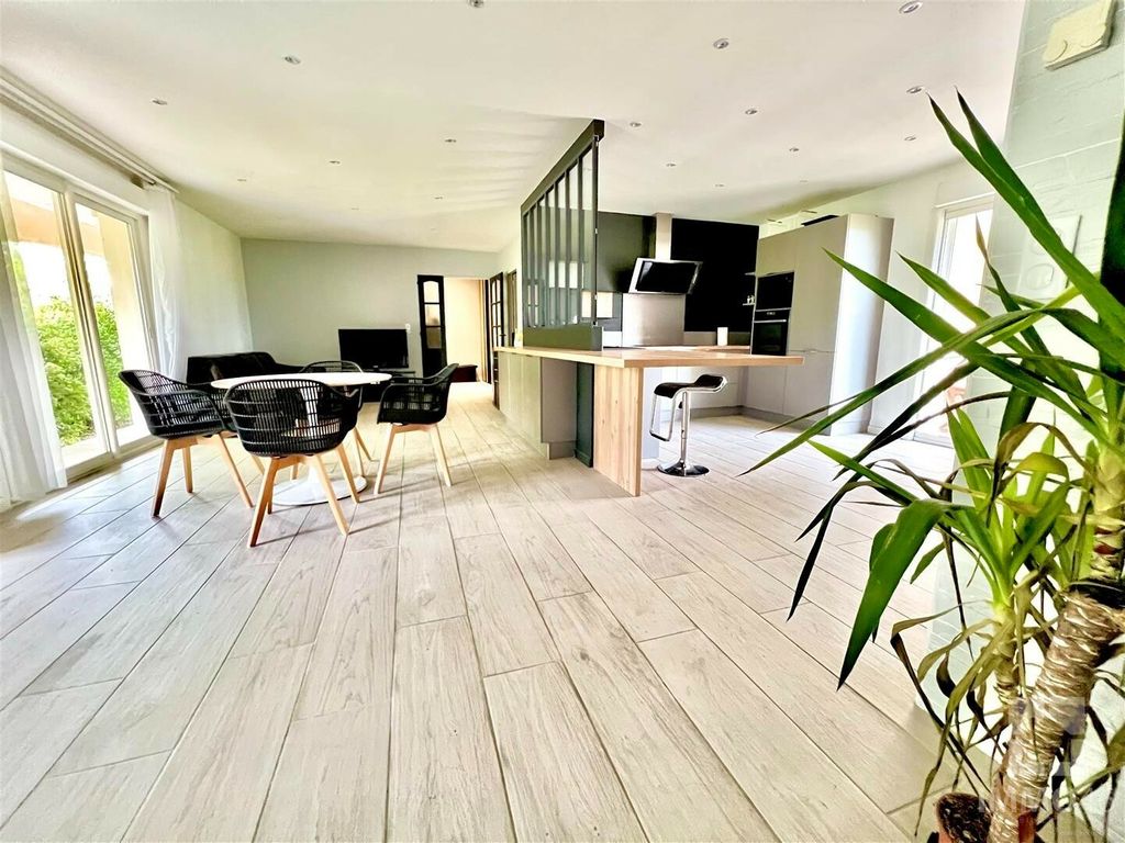 Achat maison à vendre 4 chambres 167 m² - Cieurac