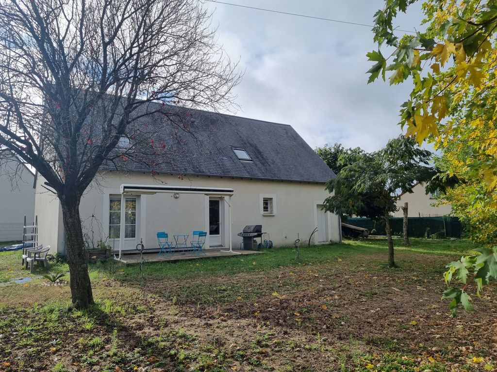 Achat maison à vendre 5 chambres 147 m² - Nazelles-Négron