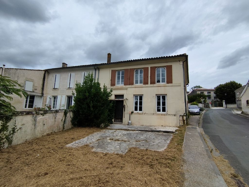 Achat maison à vendre 2 chambres 105 m² - Dompierre-sur-Charente