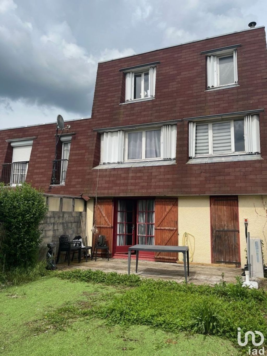 Achat maison à vendre 4 chambres 115 m² - Fosses