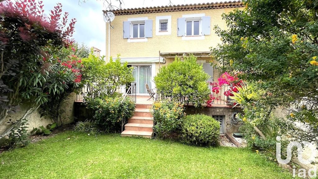 Achat maison à vendre 3 chambres 109 m² - Martigues