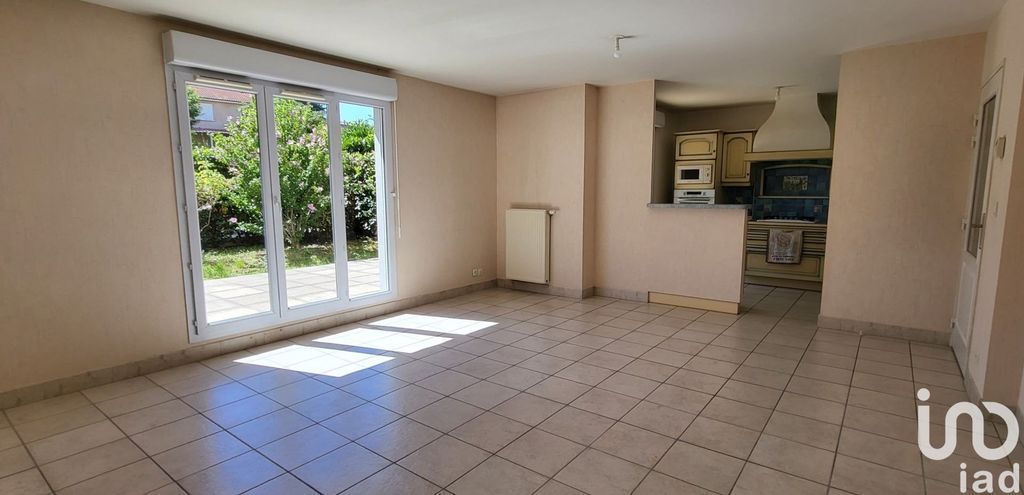 Achat appartement à vendre 4 pièces 85 m² - Saint-Genis-Laval