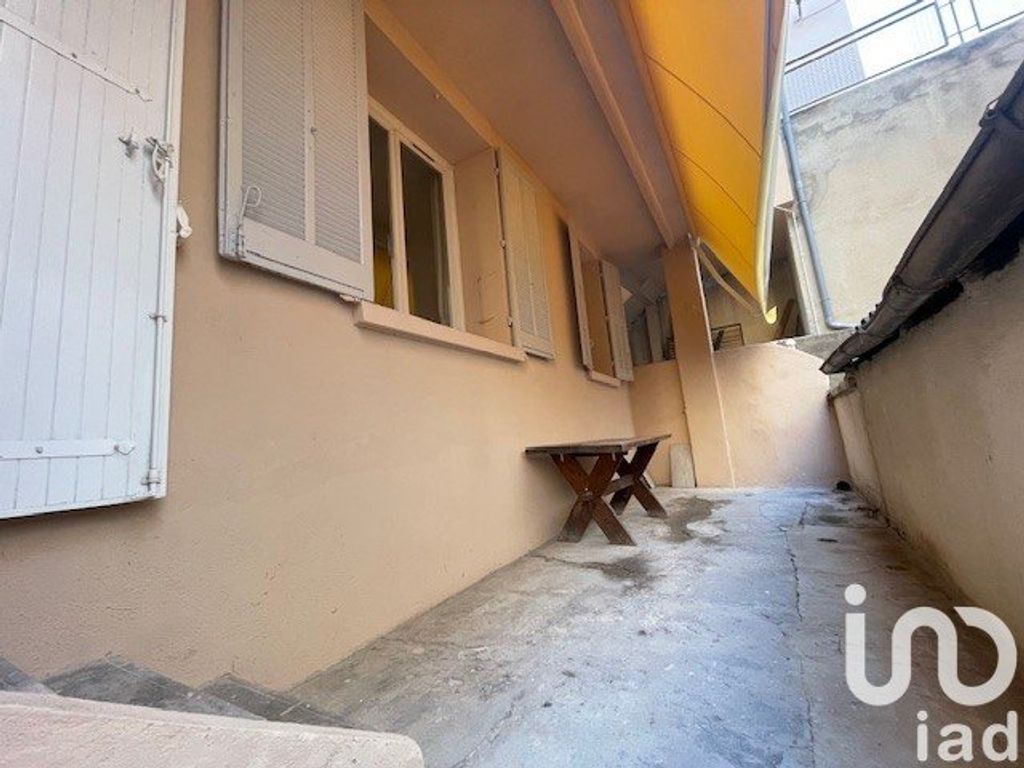 Achat appartement à vendre 4 pièces 70 m² - Toulon