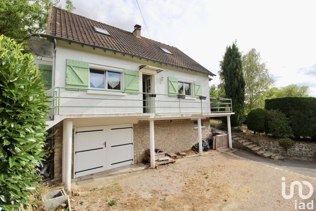 Achat maison à vendre 4 chambres 110 m² - Fontaine-la-Rivière